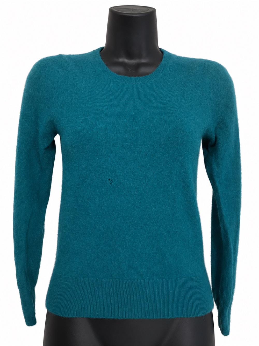 Uniqlo 100% Cashmere Sweater Please Read Description and View All Photos